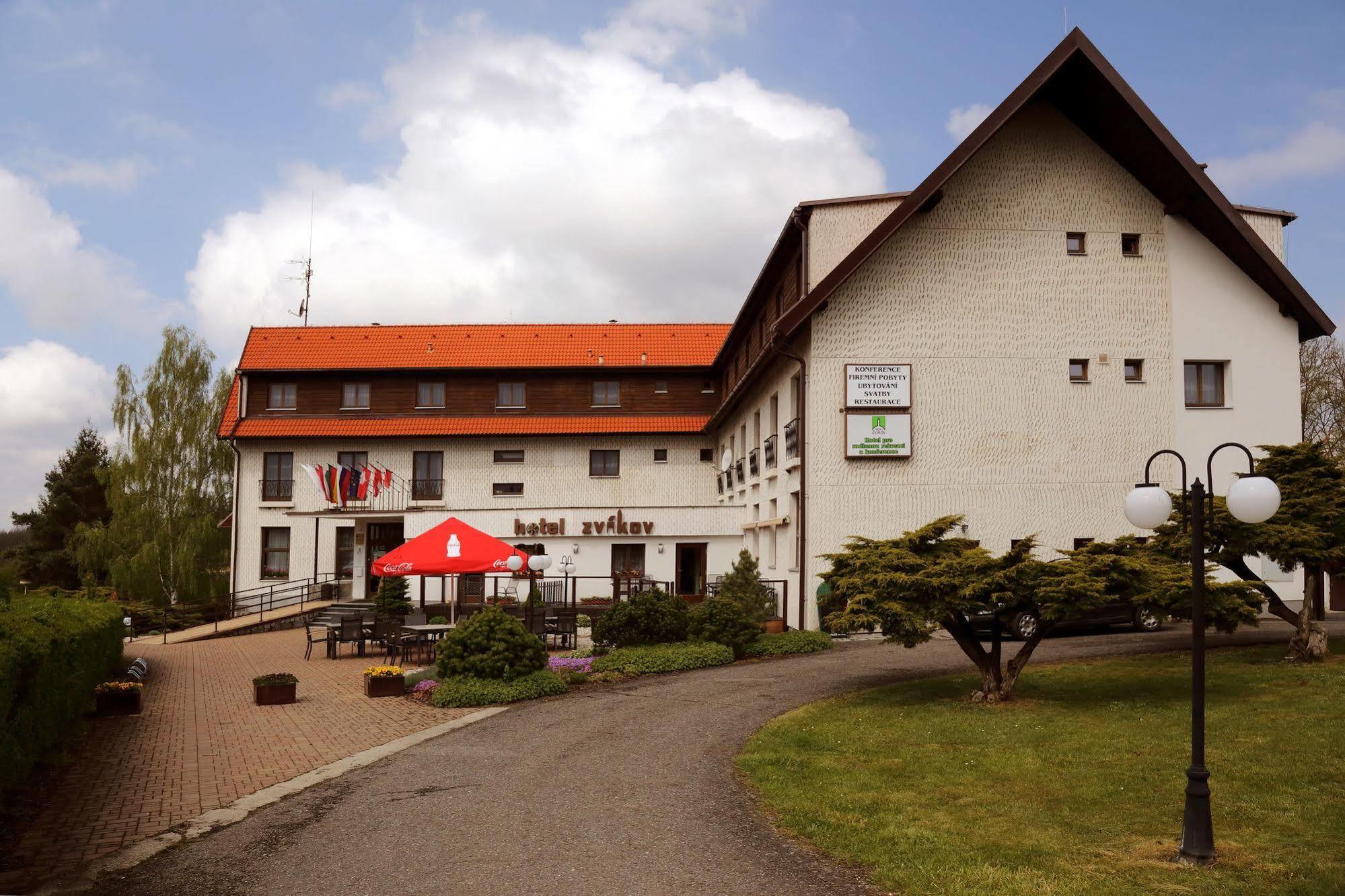 Resort Hotel Zvikov Zvikovske Podhradi Exterior photo